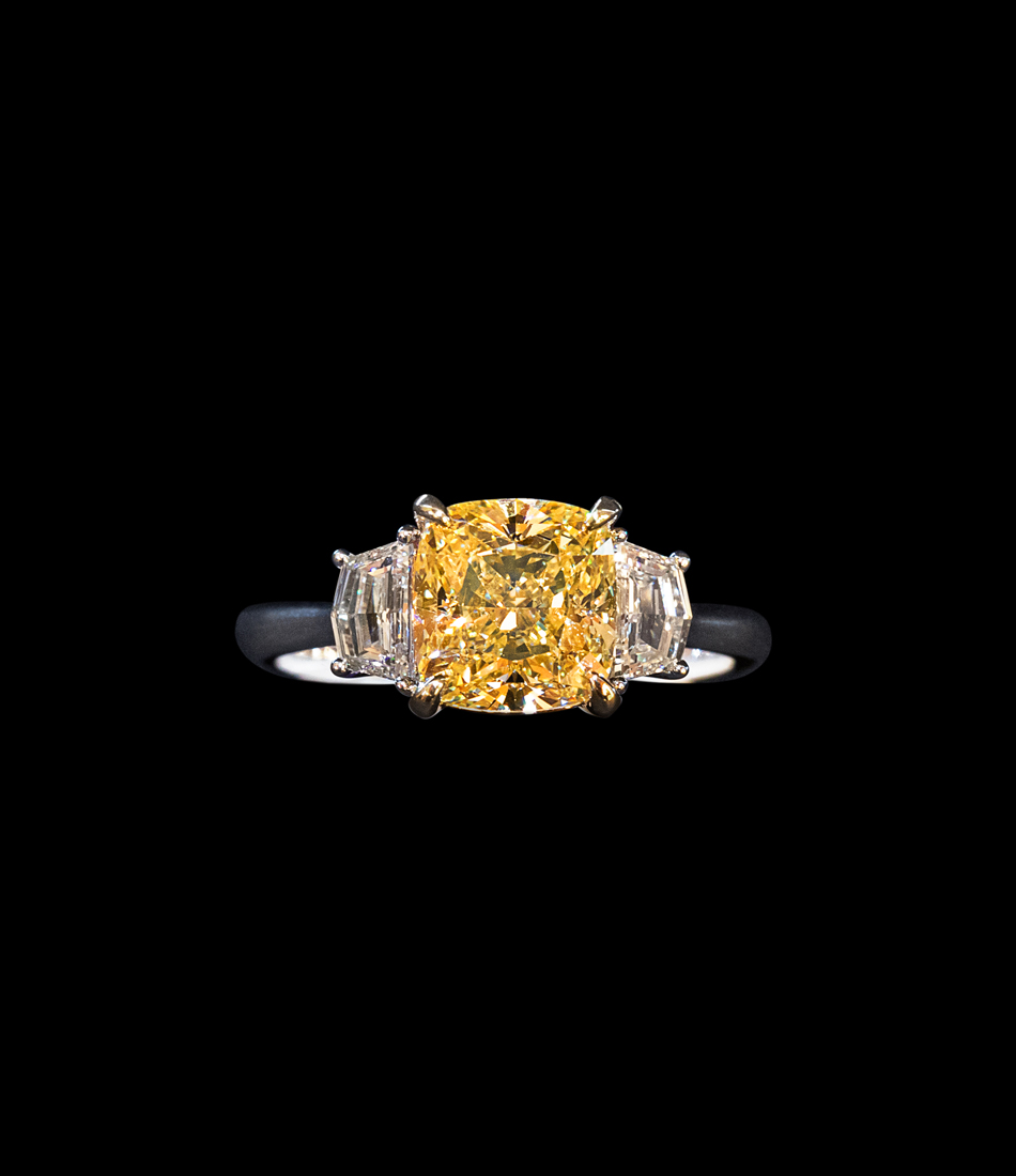 3 ct fancy yellow diamond ring